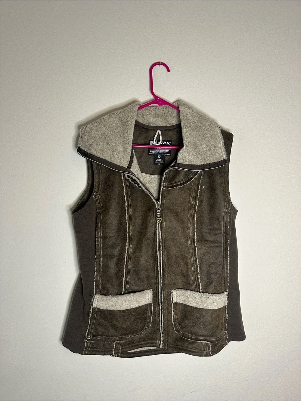 KUHL Brown Shearling-Trim Vest with Cream Accents - Picture 2 of 4